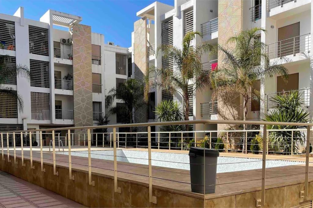 פס Luxury Prestigia Close To Champs De Course Parc מראה חיצוני תמונה